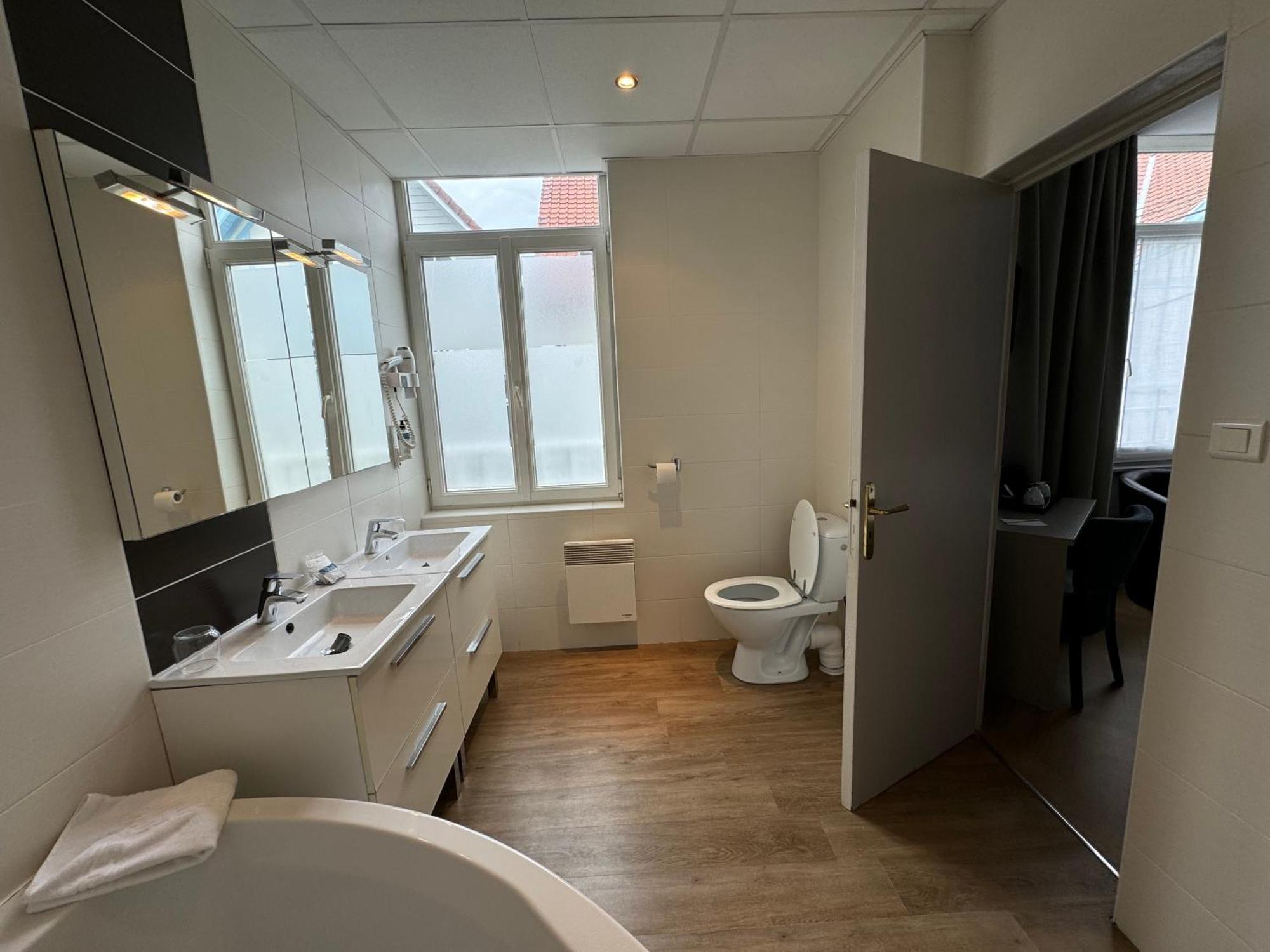 Hotel Villa Des 2 Caps Вимере Екстериор снимка